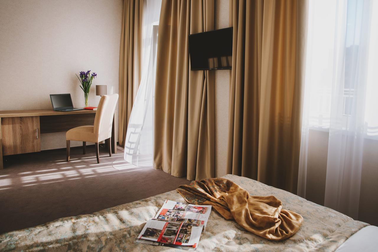 Hotel Alkor Трускавец Екстериор снимка
