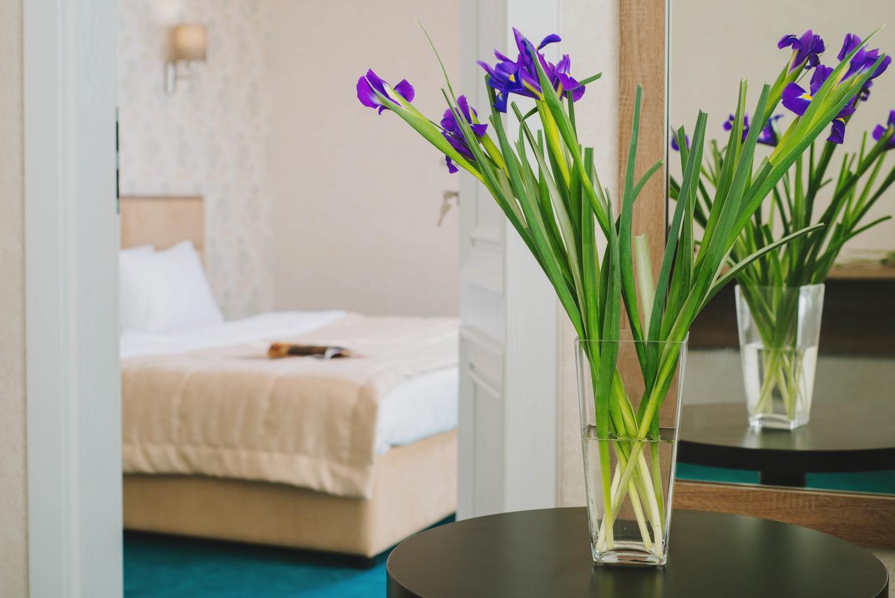Hotel Alkor Трускавец Екстериор снимка