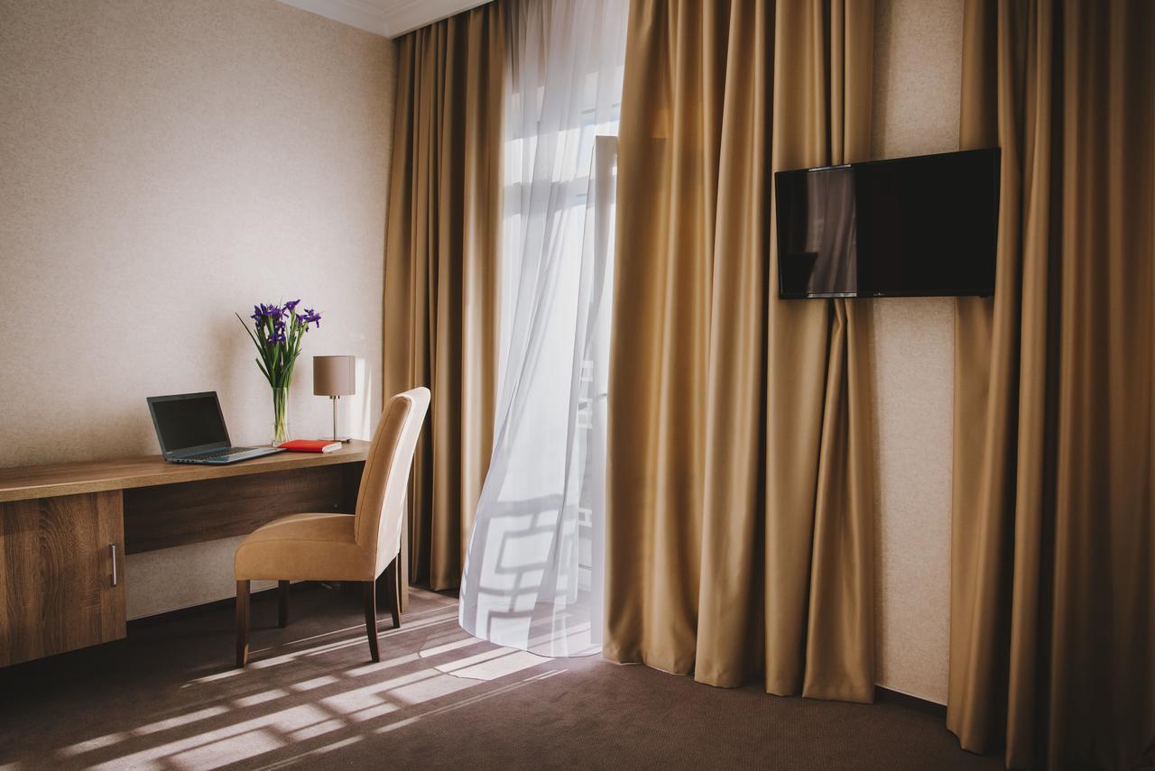 Hotel Alkor Трускавец Екстериор снимка