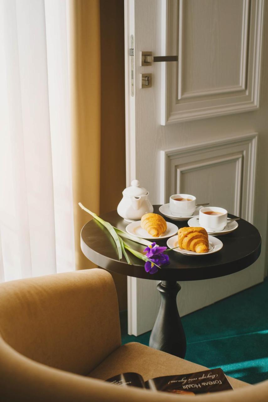 Hotel Alkor Трускавец Екстериор снимка