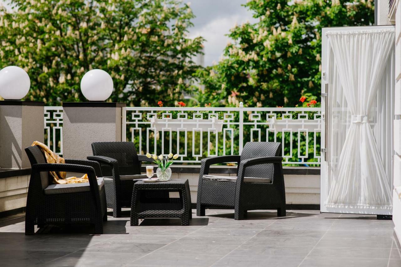 Hotel Alkor Трускавец Екстериор снимка